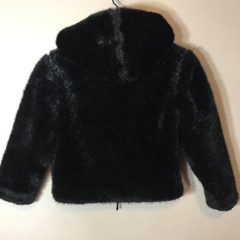 Faux Fur Hooded Jacket Girl’s SZ 7-8 GAP Kids - Picture 6 of 6